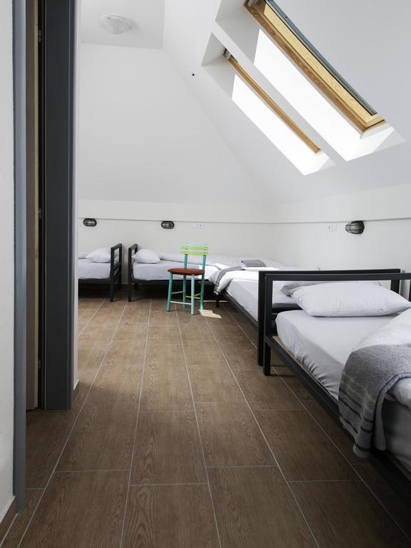 Varad INN Novi Sad Habitación foto
