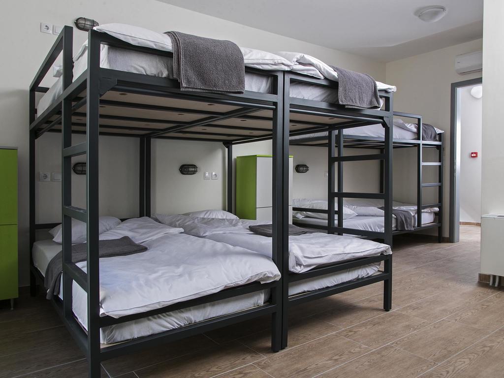 Varad INN Novi Sad Habitación foto
