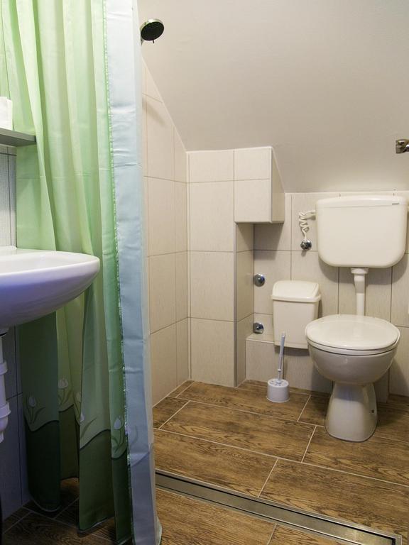 Varad INN Novi Sad Habitación foto