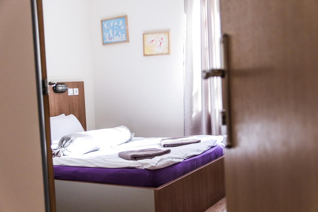 Varad INN Novi Sad Exterior foto